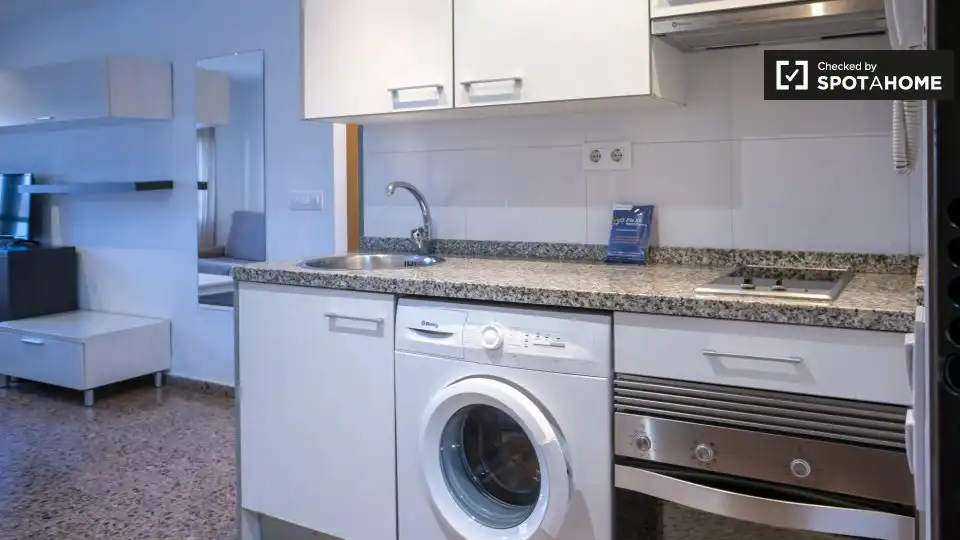 Kitchen of Flat for rent in Valencia  with Air Conditioner, Heating and Furnished