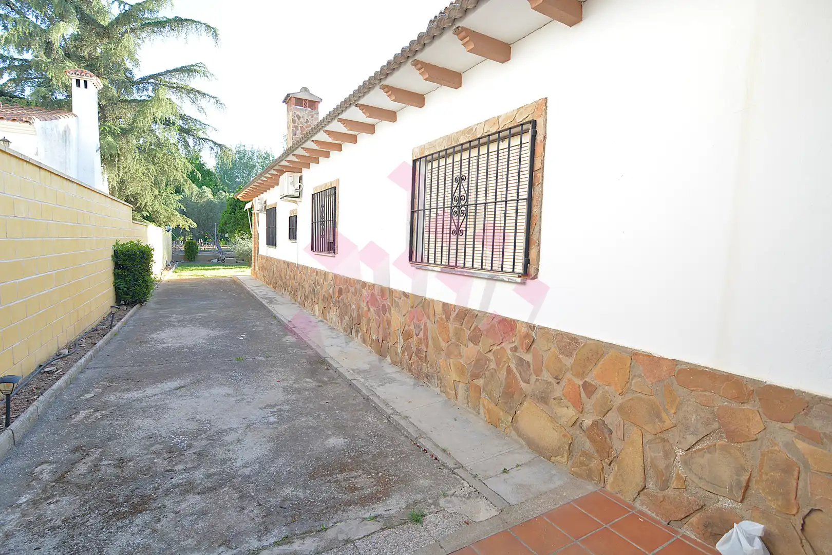 Exterior view of Houses for sale in Picón  with Air Conditioner, Heating and Private garden