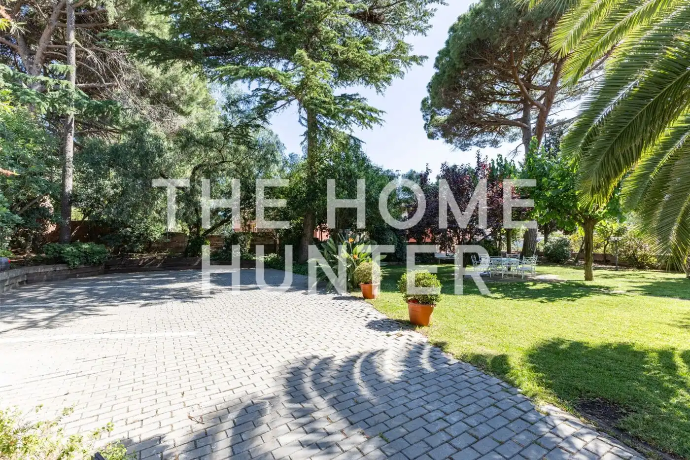 Vista exterior de Piso en venta en Barcelona con Calefacción, Jardín privado y Terraza