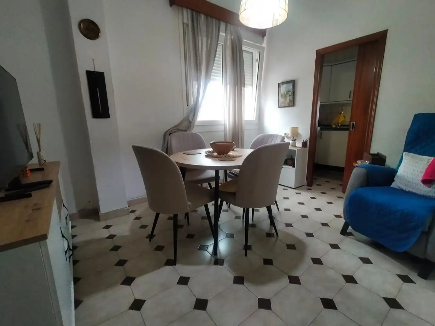 Esszimmer von Dachboden zum Verkauf in La Línea de la Concepción mit Terrasse und Abstellraum