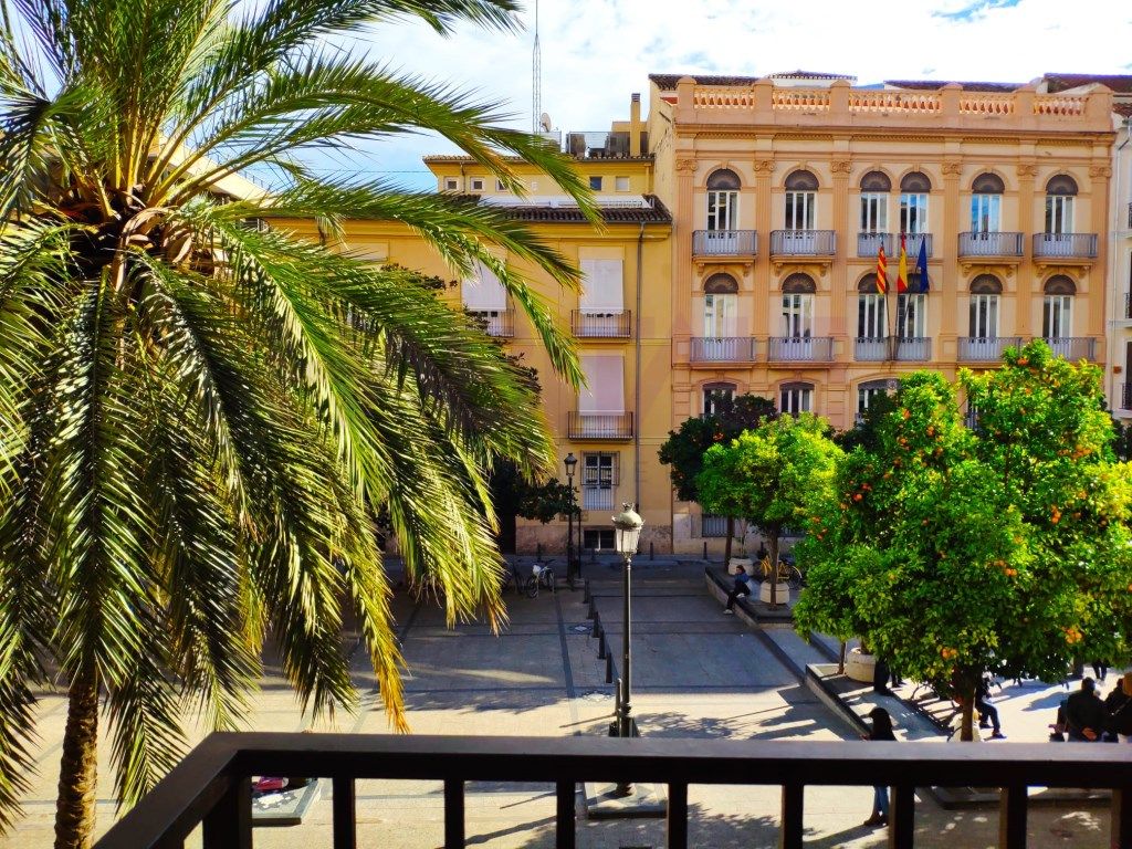 Vista exterior de Pis de lloguer en  Valencia Capital amb Aire condicionat