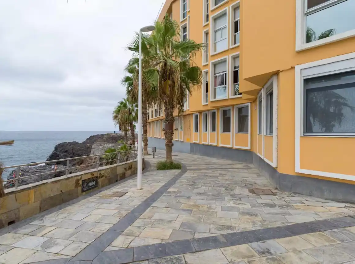 Vista exterior de Apartament de lloguer en Las Palmas de Gran Canaria amb Aire condicionat, Calefacció i Parquet