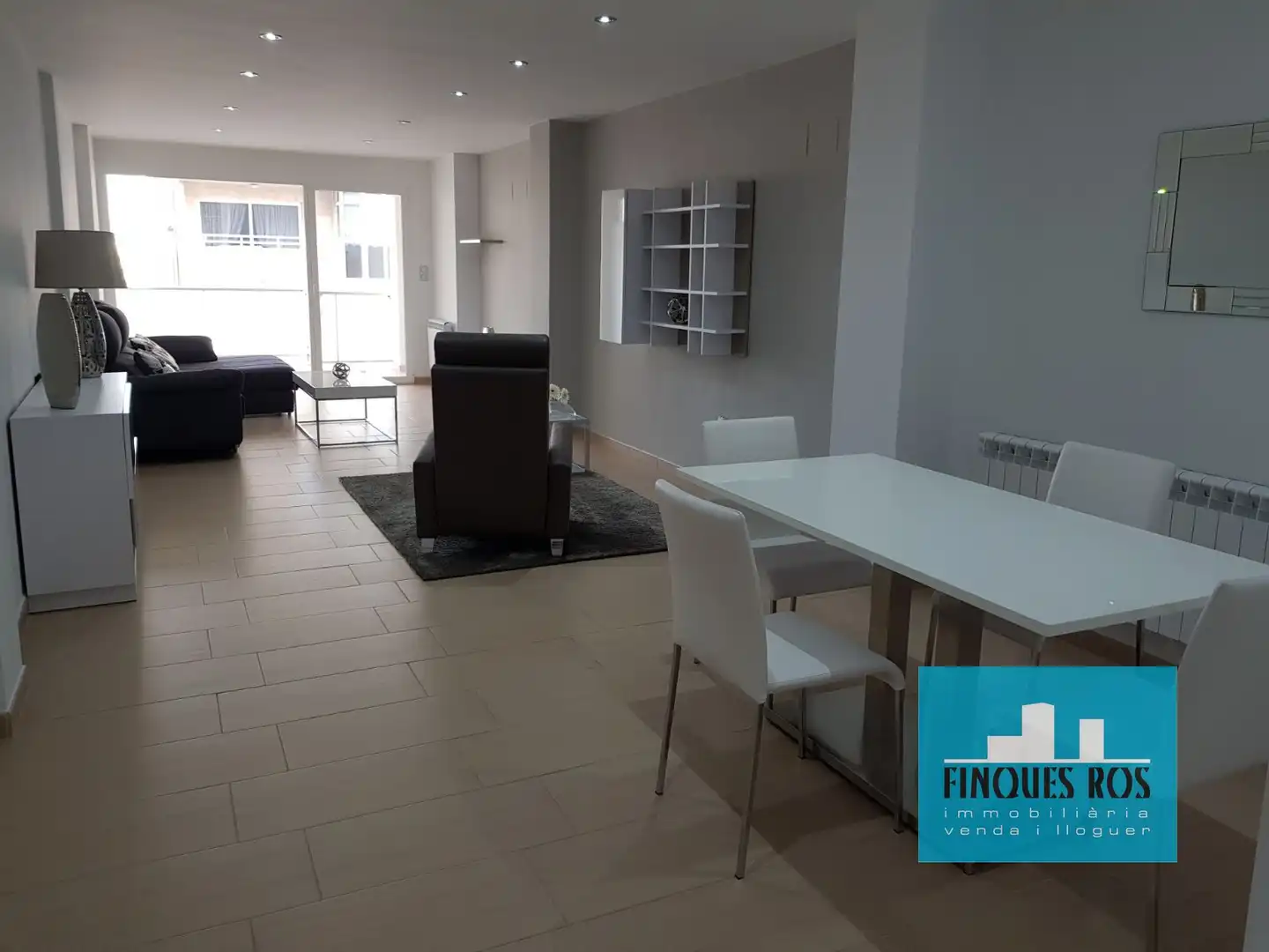 Sala de estar de Piso de alquiler en Vinaròs con Aire acondicionado, Calefacción y Terraza