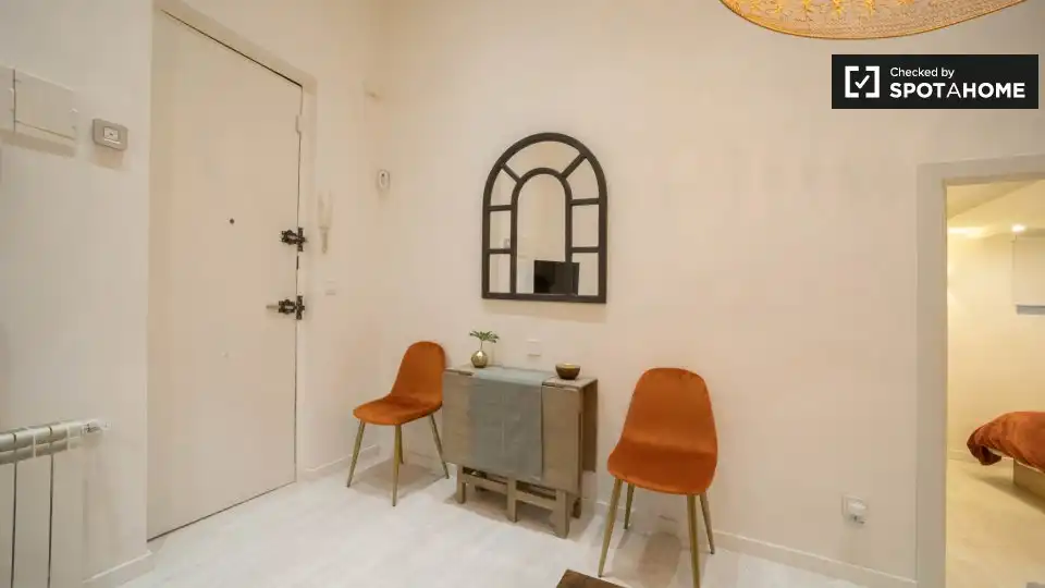 Habitació a Madrid, Madrid