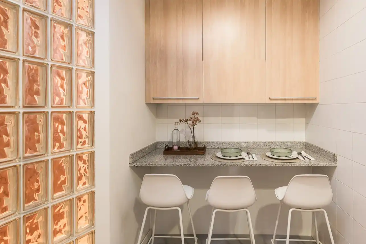 Cocina de Apartamento de alquiler en Barcelona con Aire acondicionado, Calefacción y Jardín privado