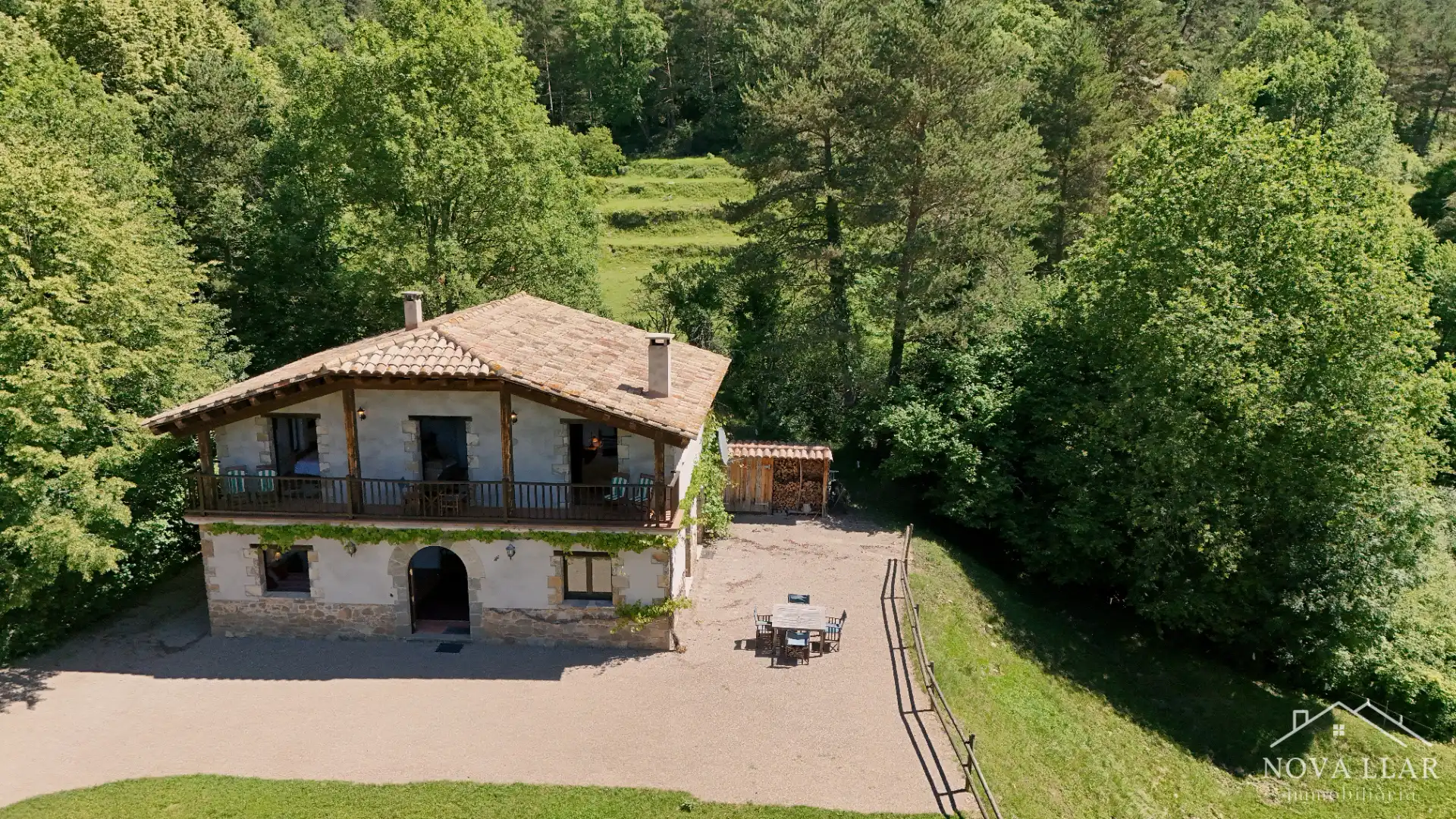 Vista exterior de Finca rústica en venta en Les Llosses con Calefacción, Jardín privado y Terraza