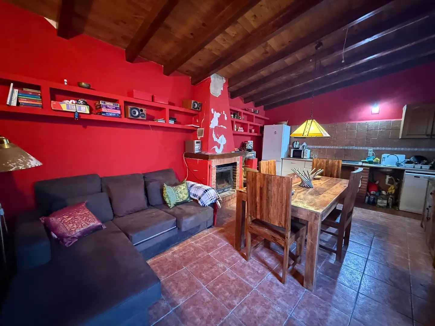 Sala d'estar de Casa adosada en venda en Tolbaños amb Calefacció i Traster