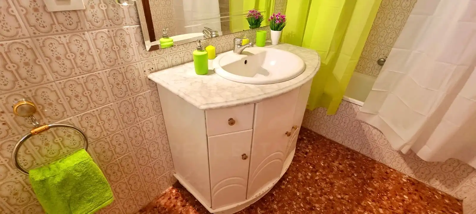 Bathroom of Flat for sale in Biar, Alicante