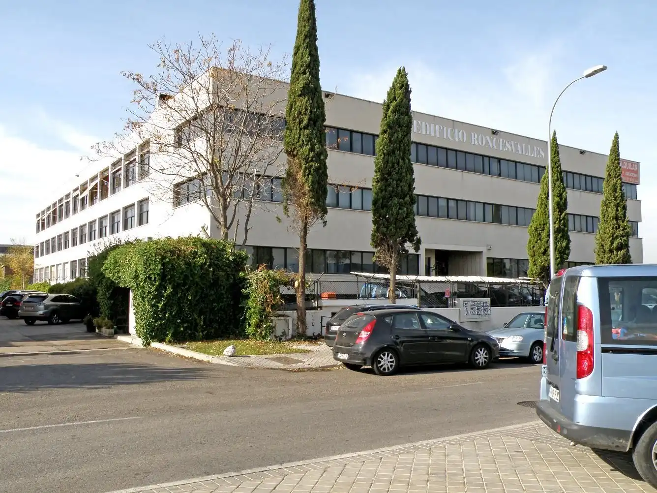 Vista exterior de Oficina de alquiler en Coslada con Aire acondicionado, Calefacción y Trastero