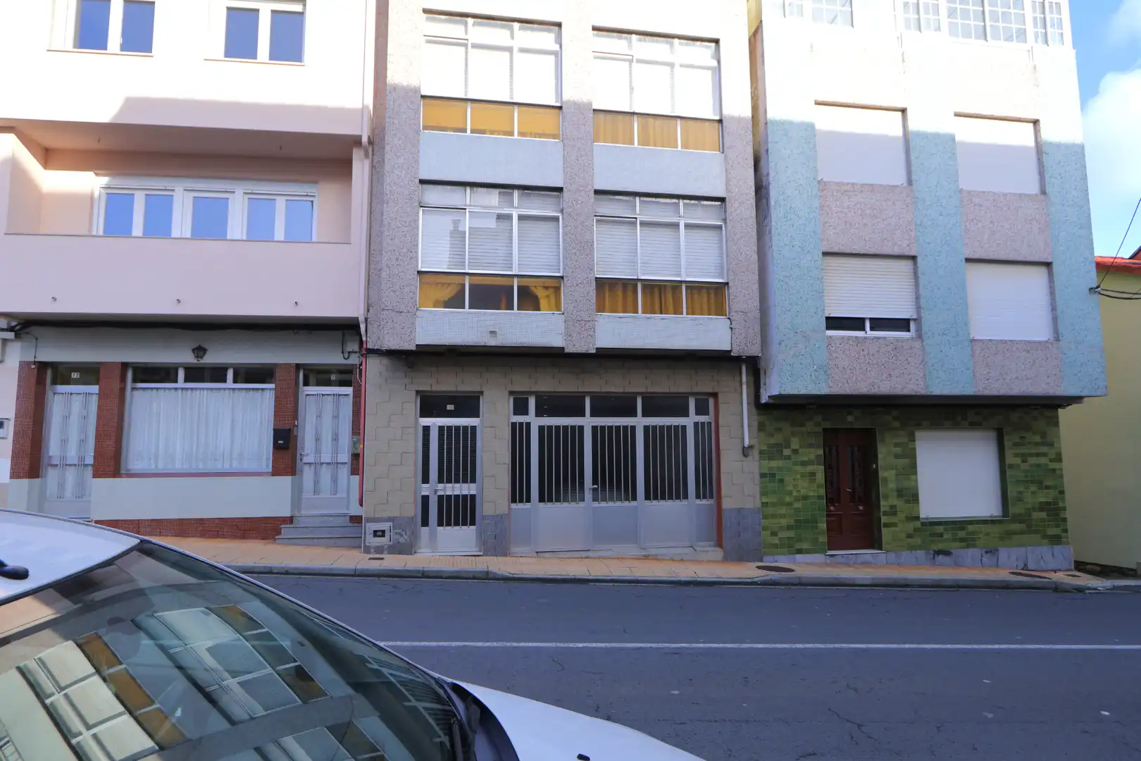 Vista exterior de Casa adosada en venta en Malpica de Bergantiños con Trastero, Amueblado y Balcón