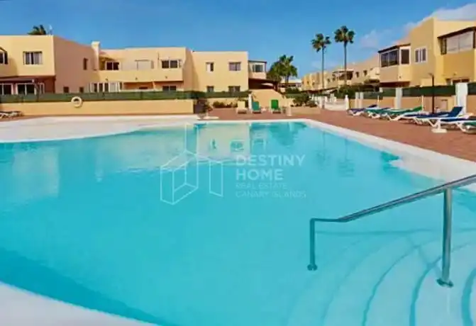 Apartament amb piscina en venda a Punta Prieta, imagen 2