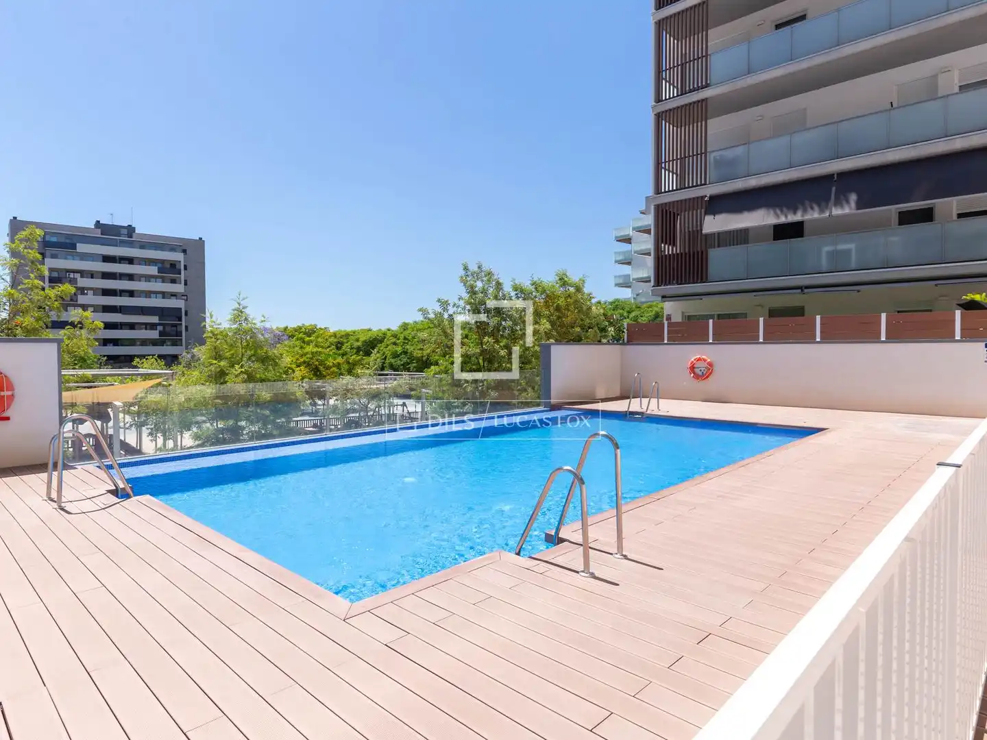 Piscina de Piso de alquiler en Sant Feliu de Llobregat con Aire acondicionado, Terraza y Trastero