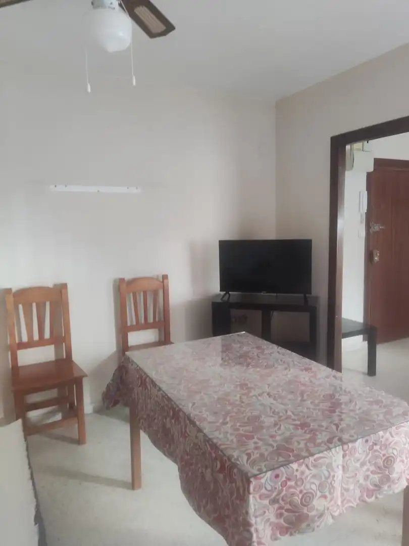 Sala de estar de Piso de alquiler en Jaén con Amueblado