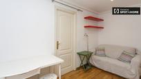 Bedroom of Flat to rent in  Madrid Capital  with Air Conditioner and Balcony