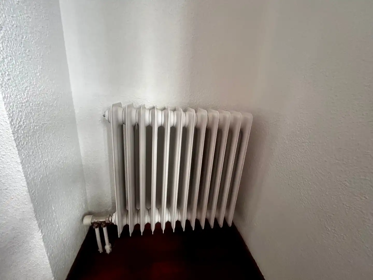 Vista exterior de Piso de alquiler en Ávila con Calefacción, Parquet y Horno
