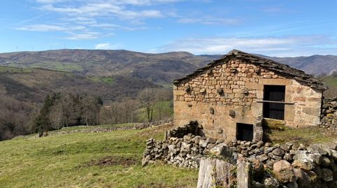 Foto 2 de Finca rústica en venta en Barrio Ontaneda, 147d, Corvera de Toranzo, Cantabria