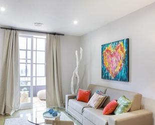 Sala d'estar de Pis de lloguer en Lloret de Mar amb Aire condicionat, Calefacció i Parquet