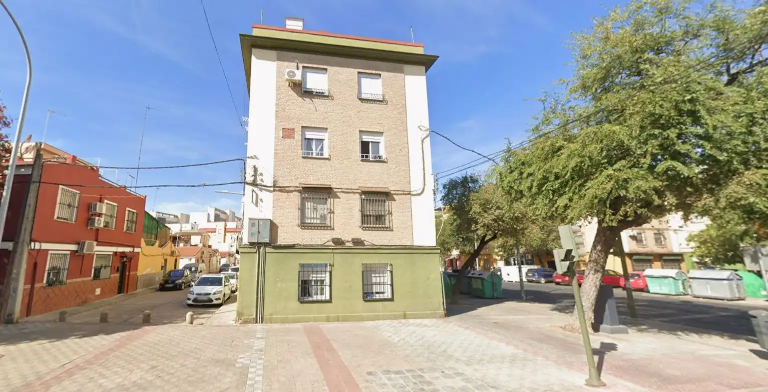 Vista exterior de Apartament en venda en Sevilla