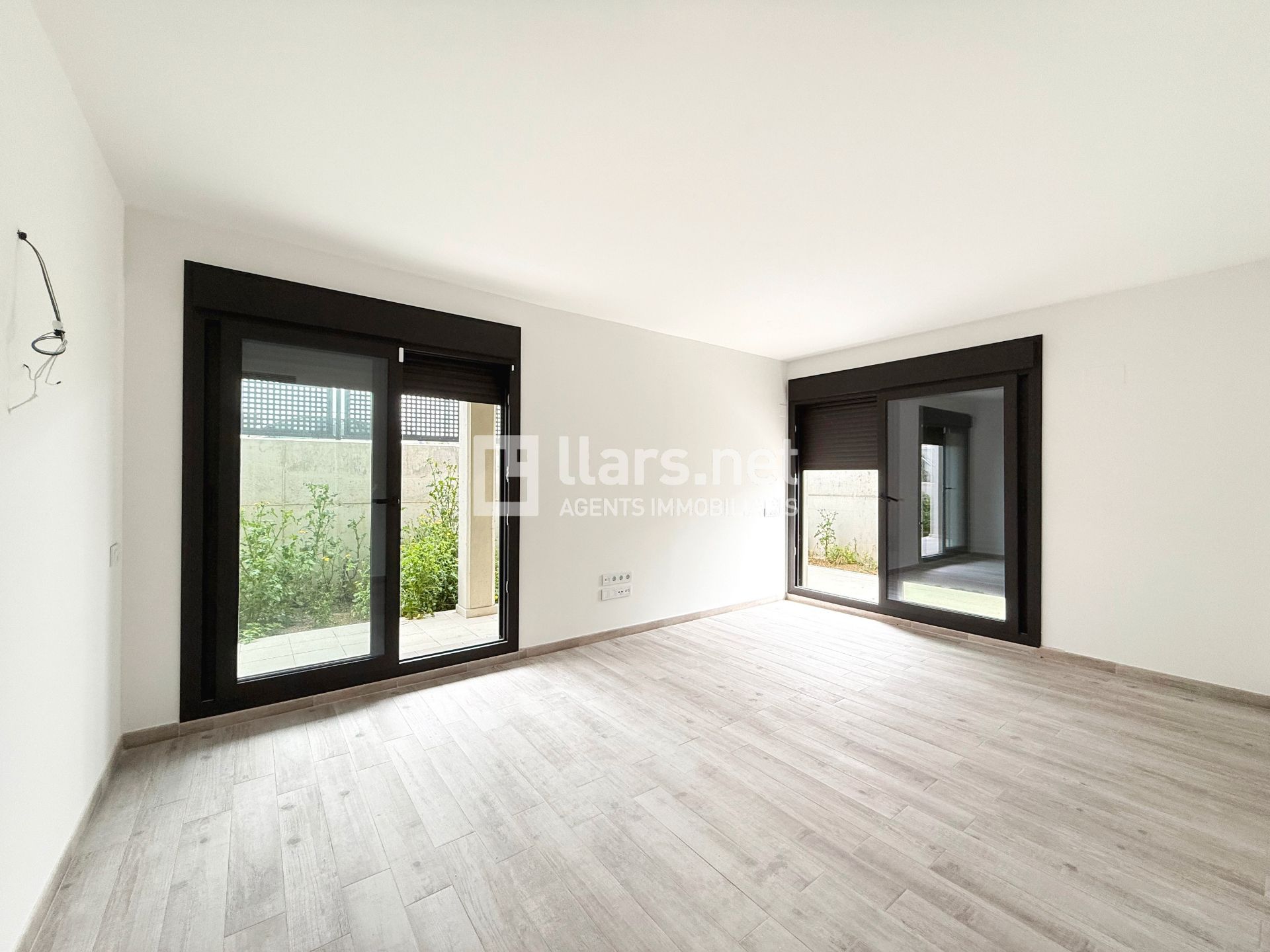 Planta baixa en venda a Carrer Antoni Maria Alcover, Masia Nova -  Solicrup