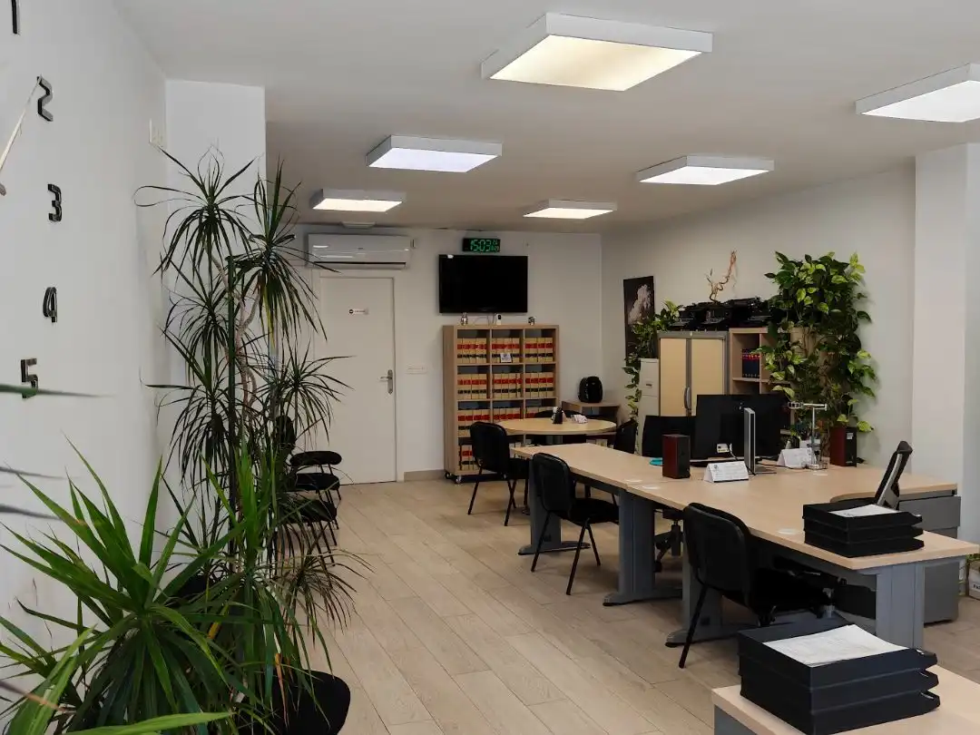 Office for rent in Huétor Vega  with Air Conditioner and Heating