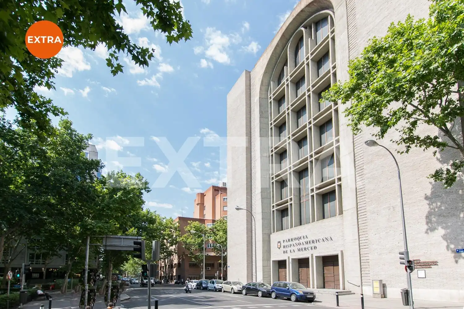 Vista exterior de Planta baja en venta en Madrid