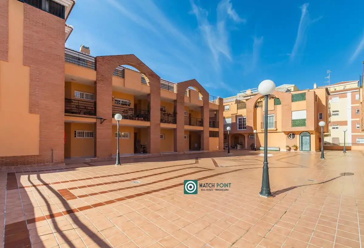Vista exterior de Piso en venta en Almuñécar