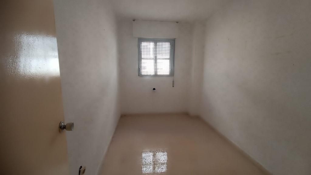 Dormitori de Pis en venda en Algeciras amb Terrassa