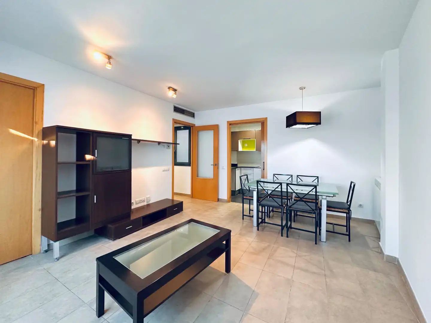 Sala de estar de Piso en venta en Calonge i Sant Antoni con Calefacción