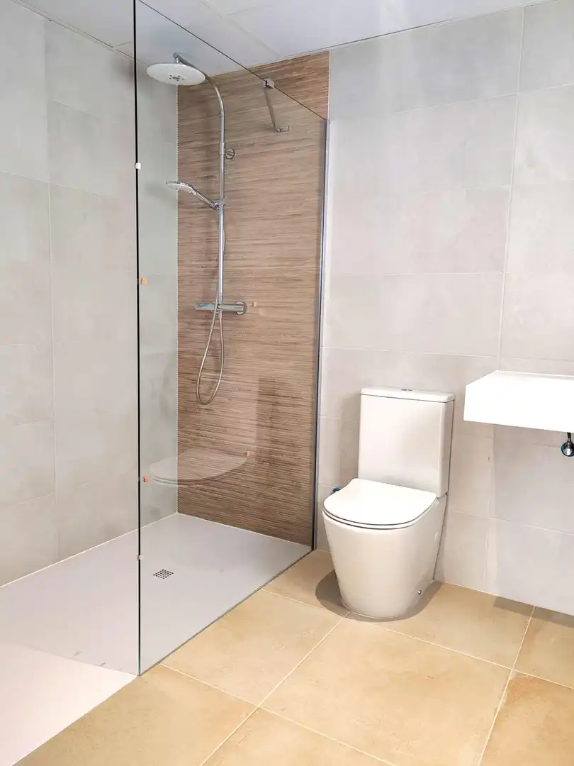 Bathroom of Houses for sale in Calafell  with Air Conditioner, Heating and Terrace