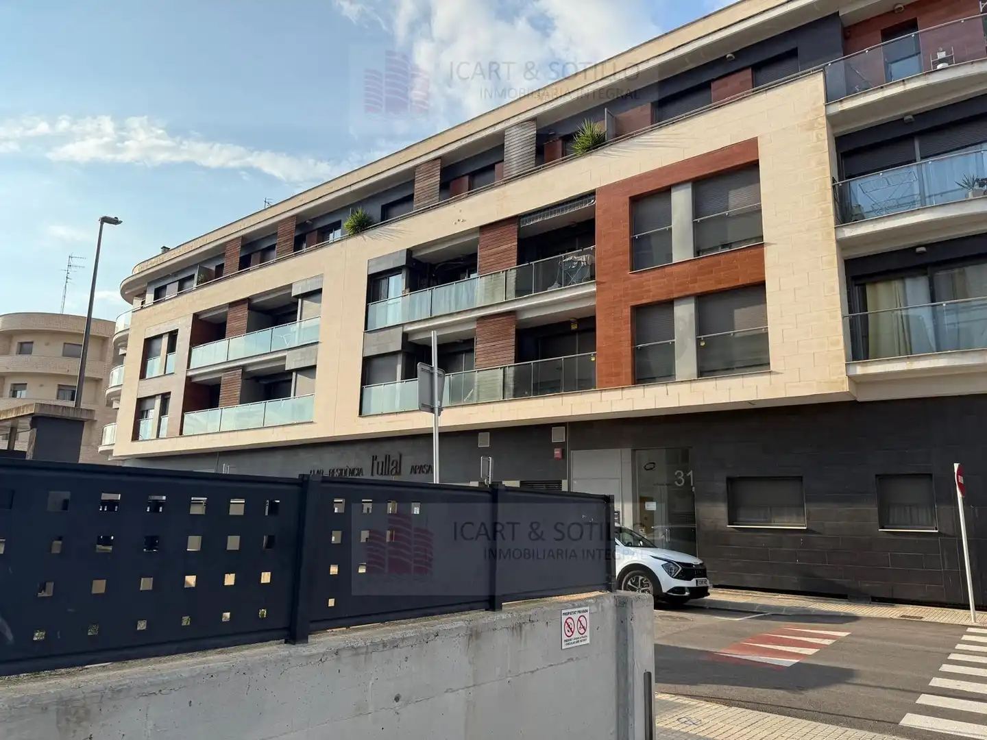 Vista exterior de Pis en venda en Amposta amb Aire condicionat, Calefacció i Terrassa