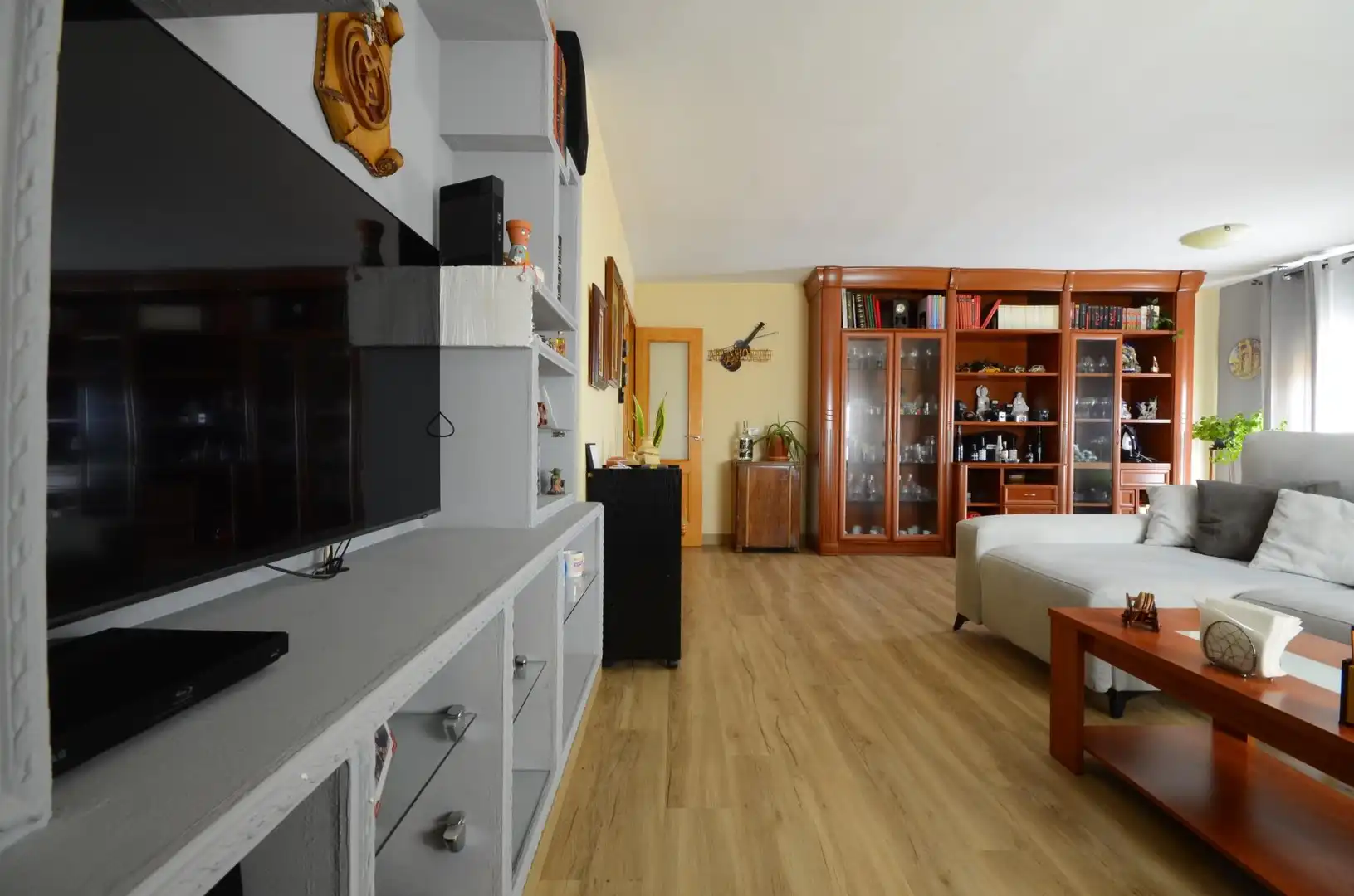 Schlafzimmer von Wohnung zum Verkauf in Ayamonte mit Privatgarten, Terrasse und Gemeinschaftspool