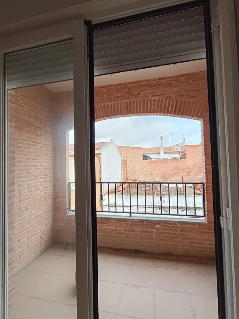 Terrasse von Einfamilien-Reihenhaus zum Verkauf in Talavera de la Reina mit Abstellraum