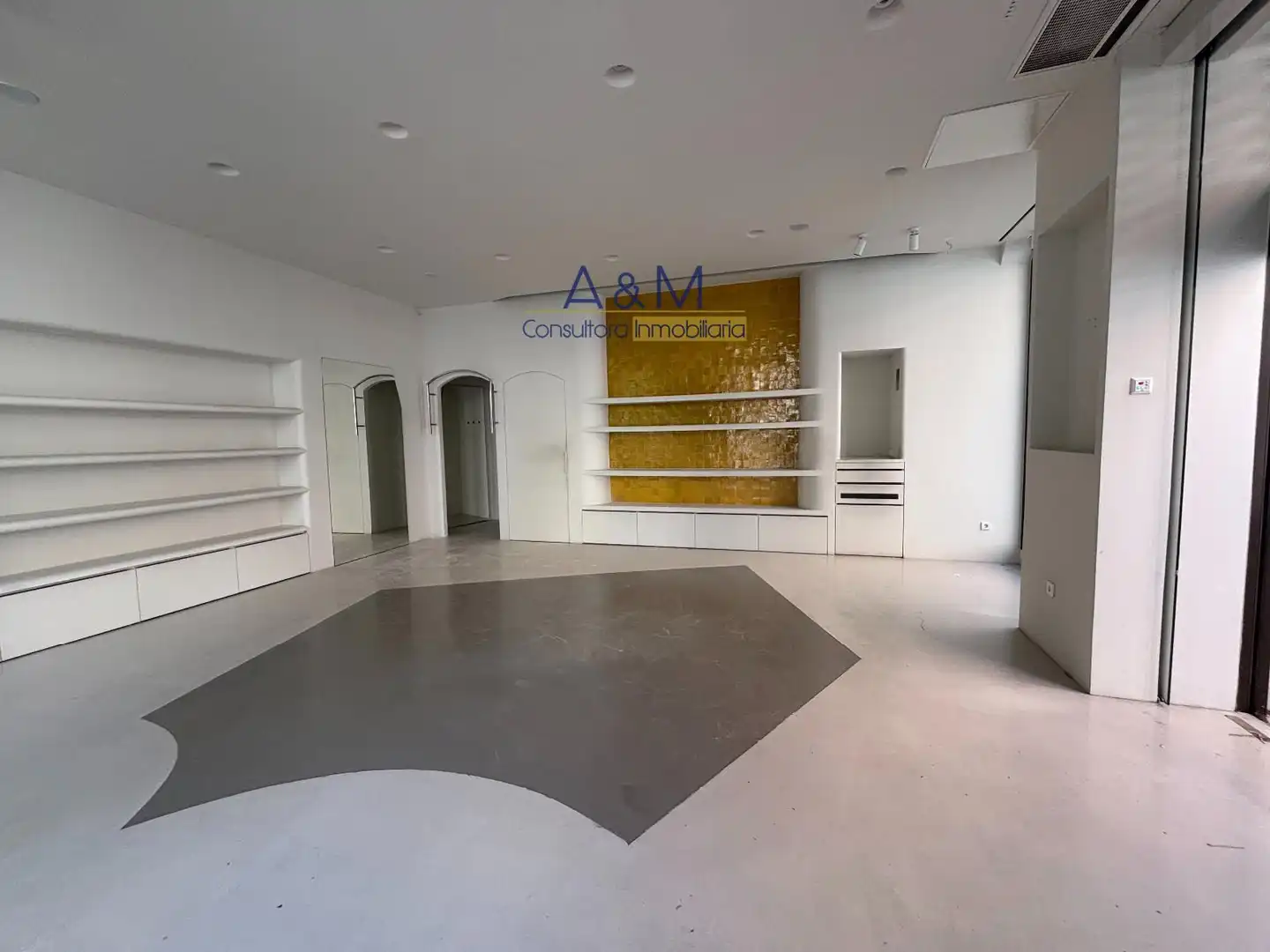 Local comercial de lloguer a Santiago, imagen 5