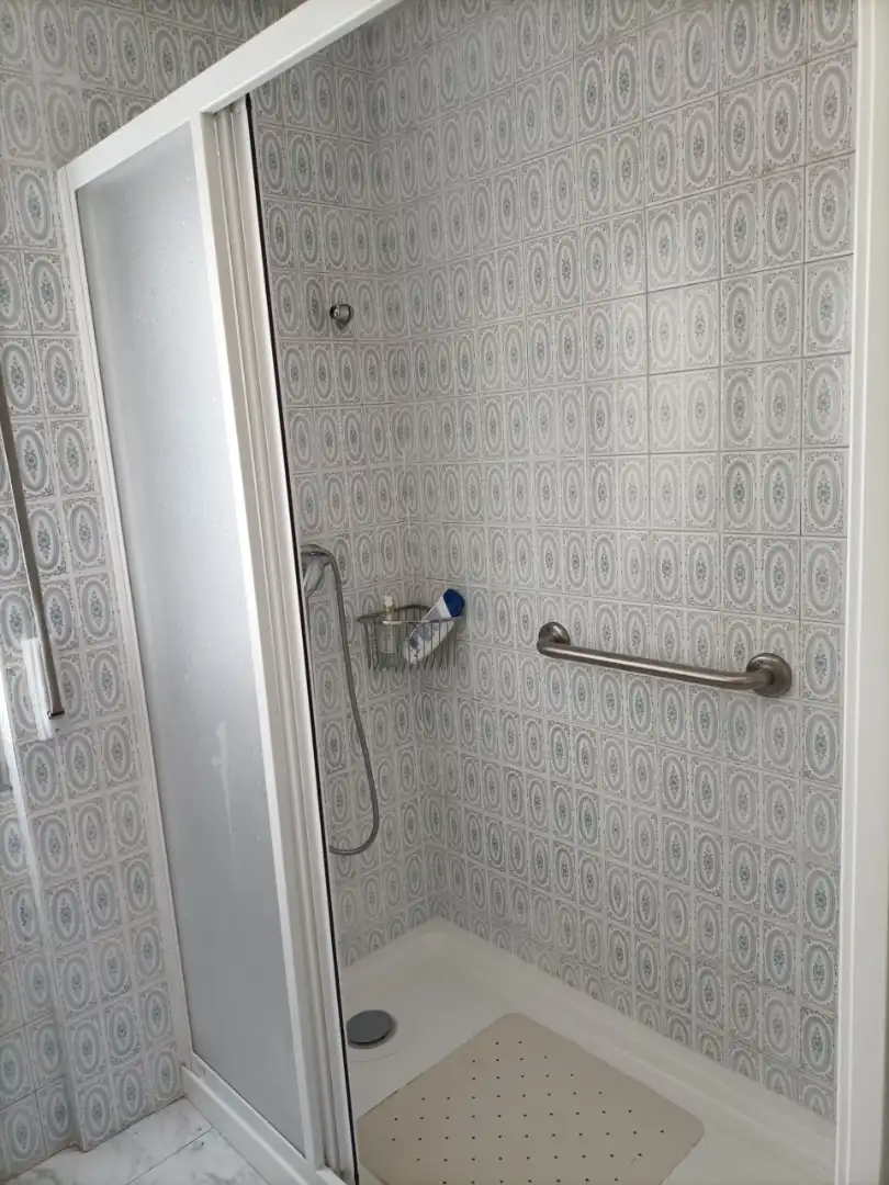 Bany de Casa o xalet en venda en Algimia de Almonacid amb Jardí privat, Terrassa i Moblat