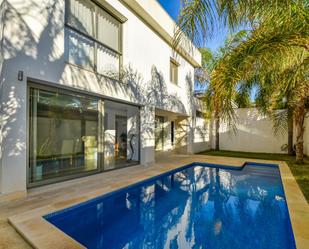 Piscina de Casa o xalet de lloguer en Alicante / Alacant amb Aire condicionat, Calefacció i Terrassa