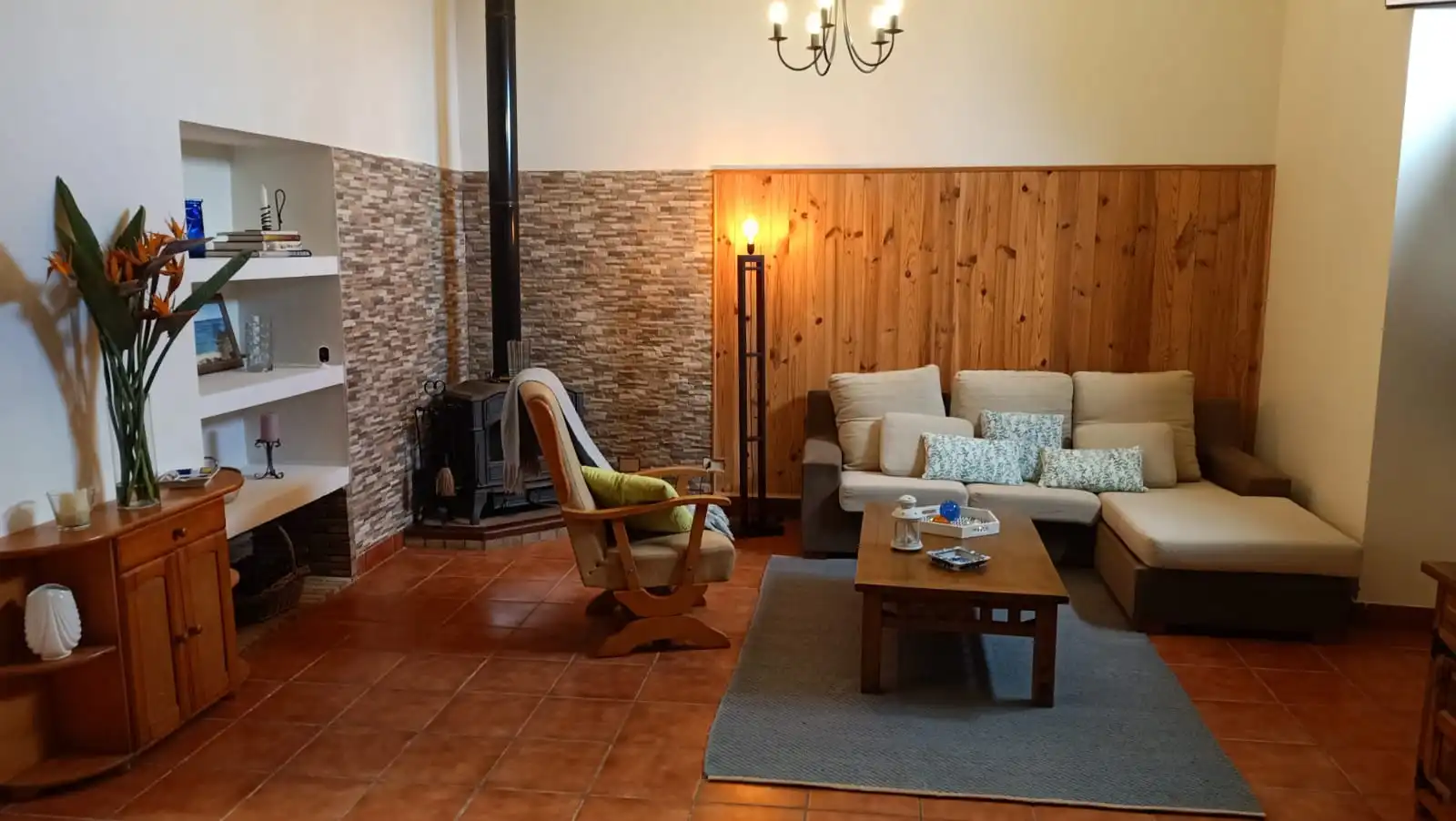 Sala d'estar de Casa o xalet en venda en Las Palmas de Gran Canaria amb Terrassa, Moblat i Forn