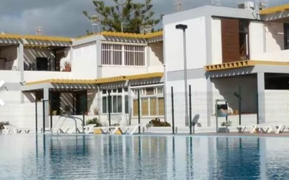 Piscina de Pis de lloguer en Arona amb Terrassa i Piscina