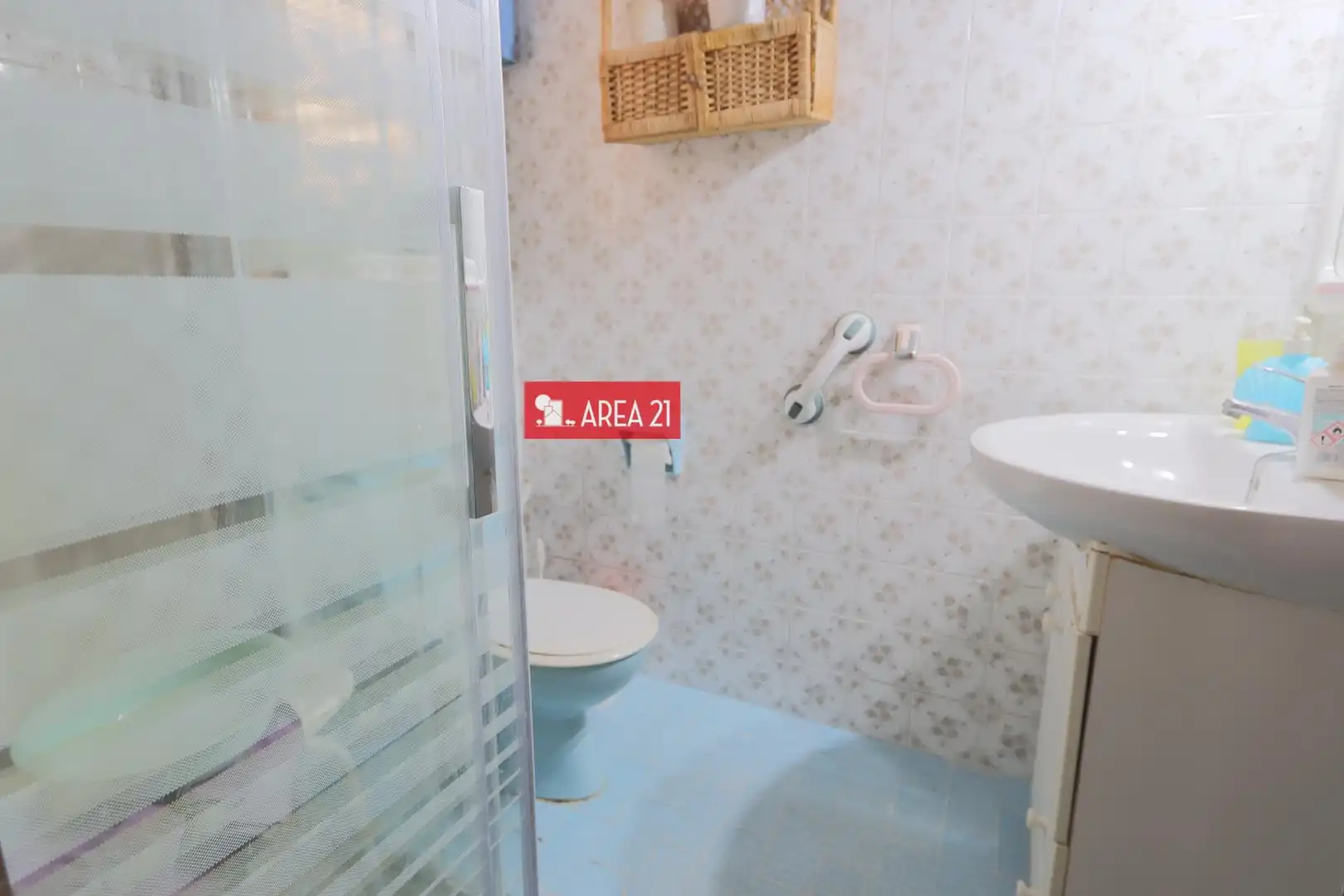 Piso en venta en La Pobla de Vallbona con Balcón