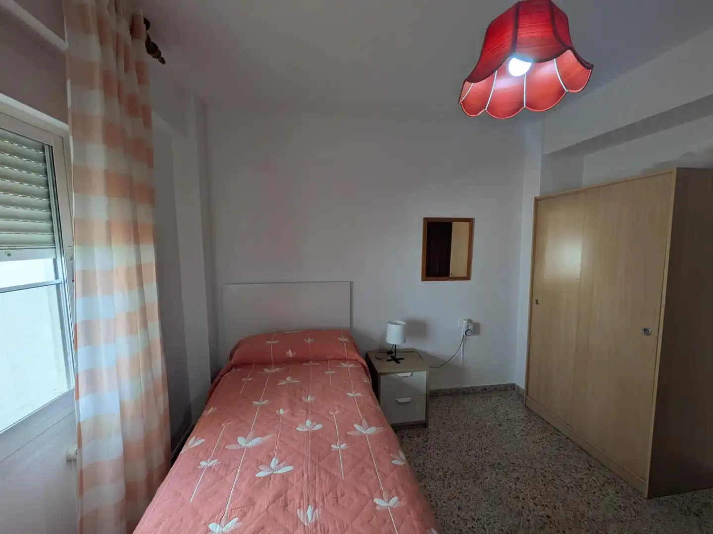 Schlafzimmer von Wohnung zur Miete in Almería mit Möbliert