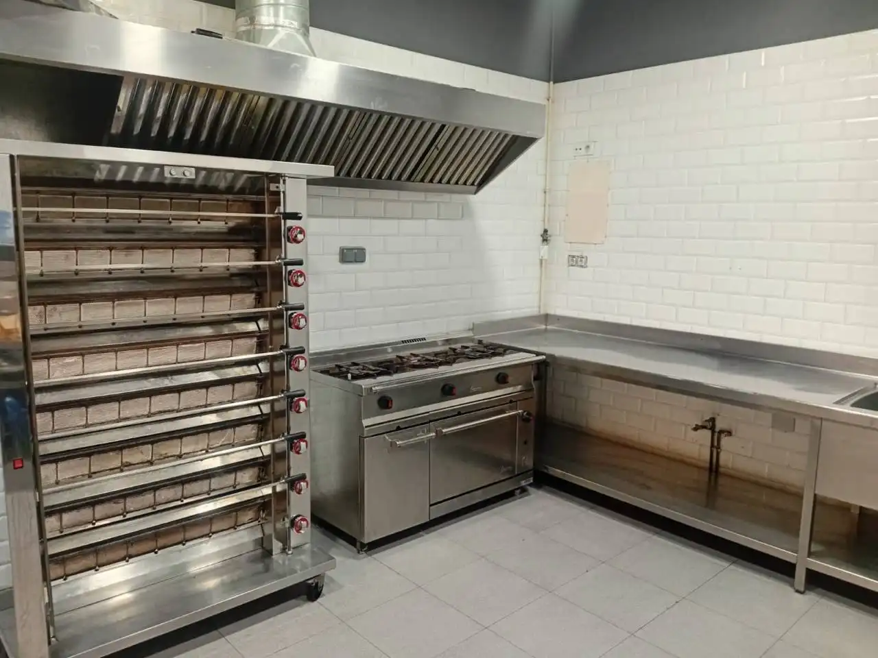 Cocina de Local en traspaso en Ripollet