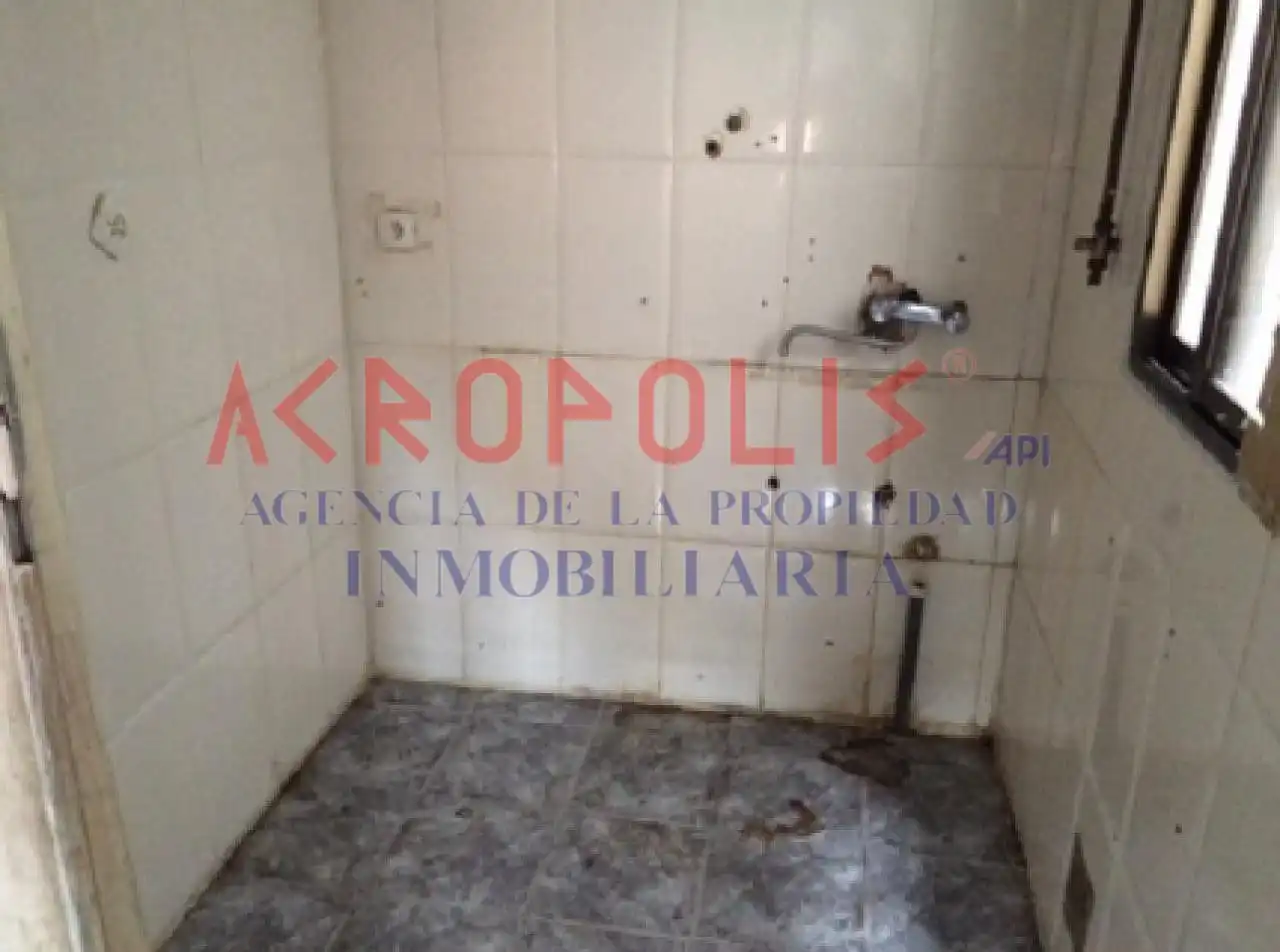 Apartamento en venta en Calle de Fermoselle 24, Pinilla