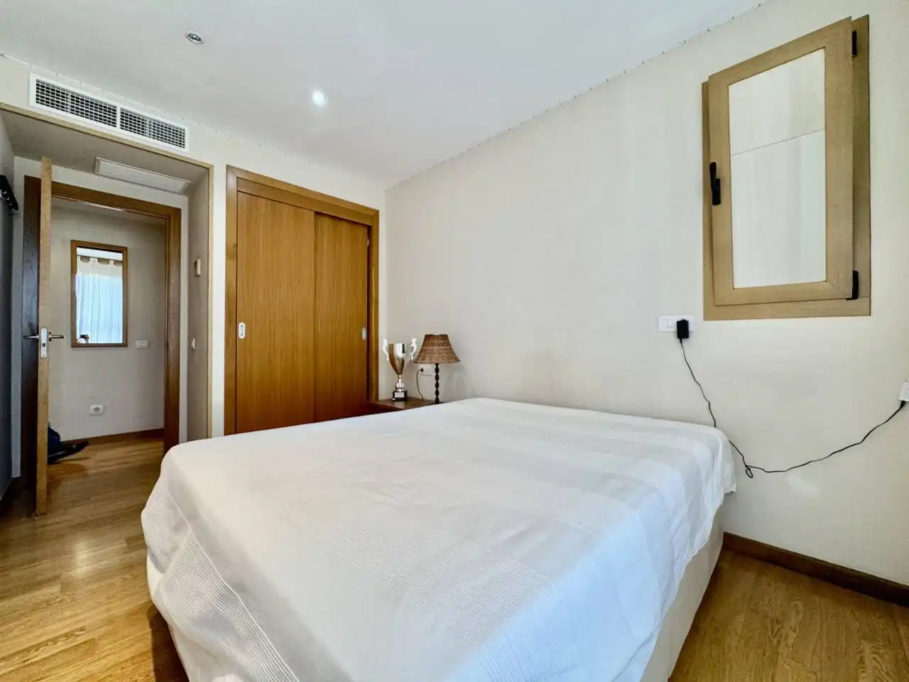 Bedroom of Flat for rent in  Palma de Mallorca  with Air Conditioner, Heating and Parquet flooring