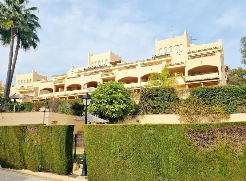 Apartamento con balcón en alquiler en Elviria - Cabopino, imagen 6