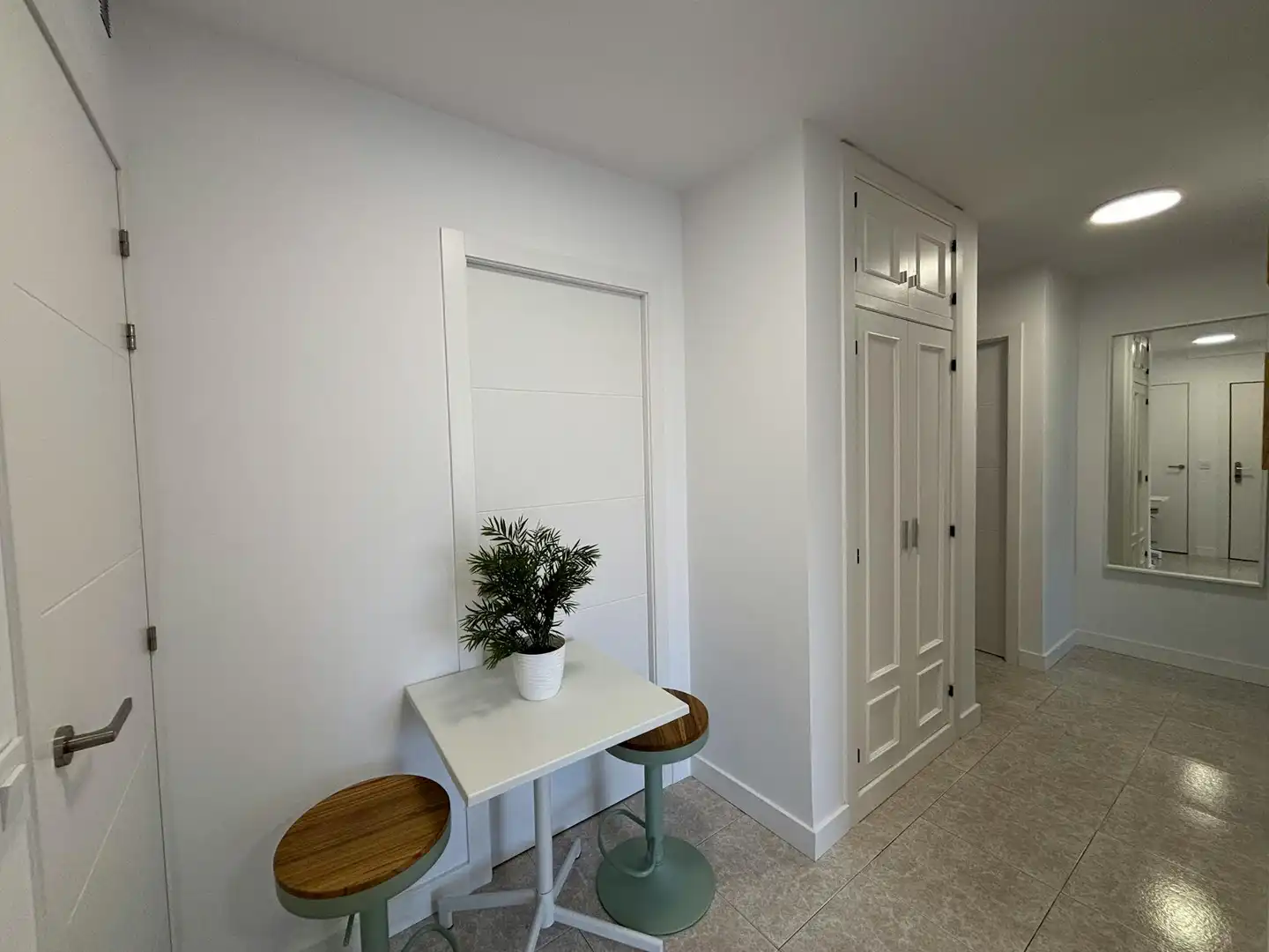 Wohnung zur untervermieten in Valencia mit Klimaanlage, Heizung und Waschmaschine