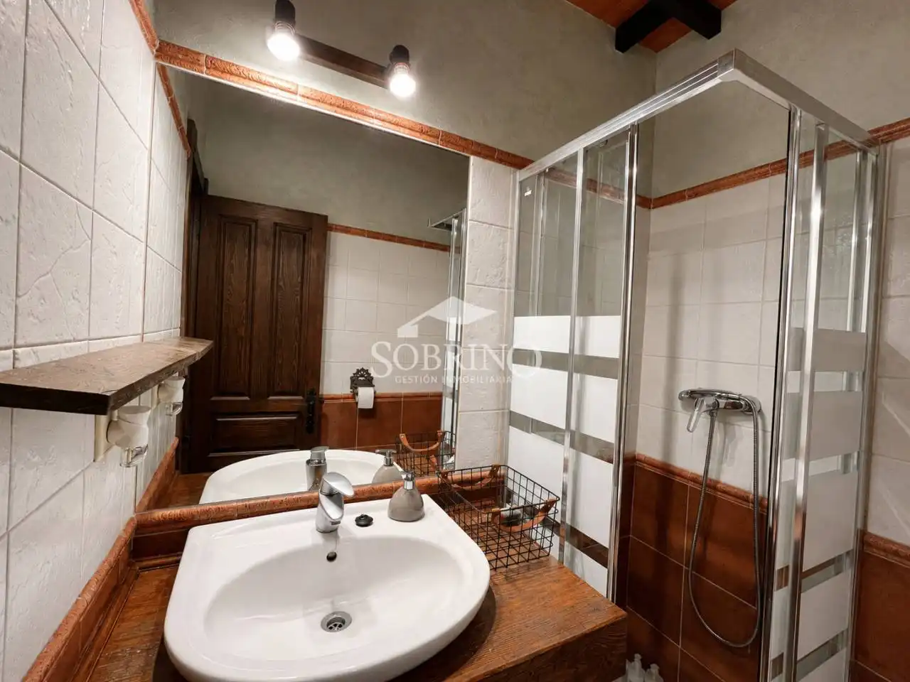 Baño de Casa o chalet en venta en Llanes con Aire acondicionado, Calefacción y Parquet