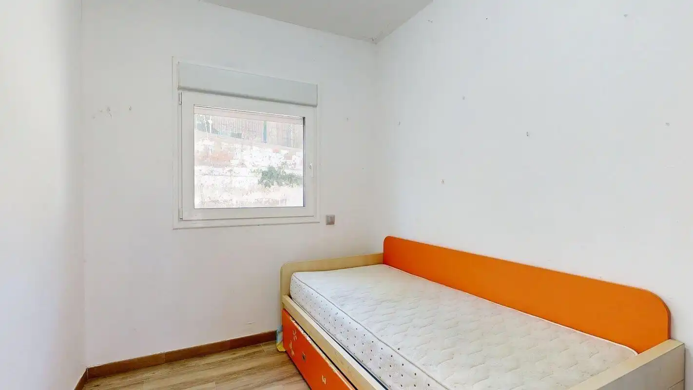 Dormitori de Casa o xalet en venda en Cuarte de Huerva amb Aire condicionat, Jardí privat i Terrassa