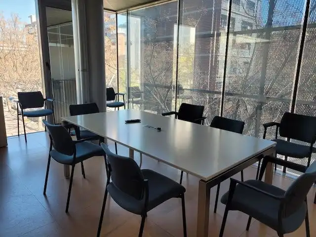 Büro zur Miete in Barcelona mit Klimaanlage, Heizung und Terrasse