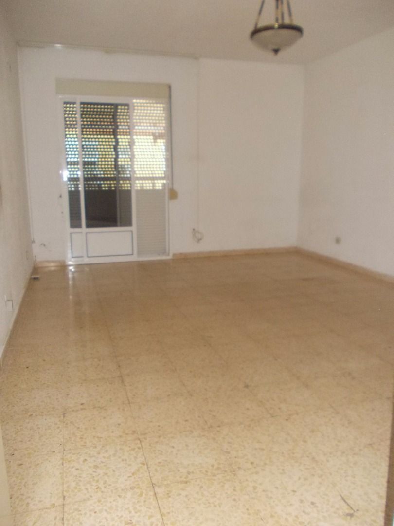 Sala d'estar de Pis en venda en Linares