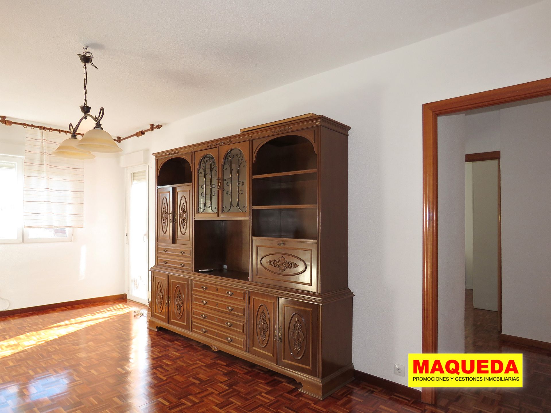 Sala d'estar de Pis de lloguer en Alcorcón amb Aire condicionat, Parquet i Terrassa