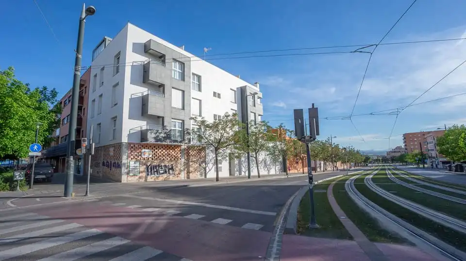 Außenansicht von Garage zur Miete in Granada